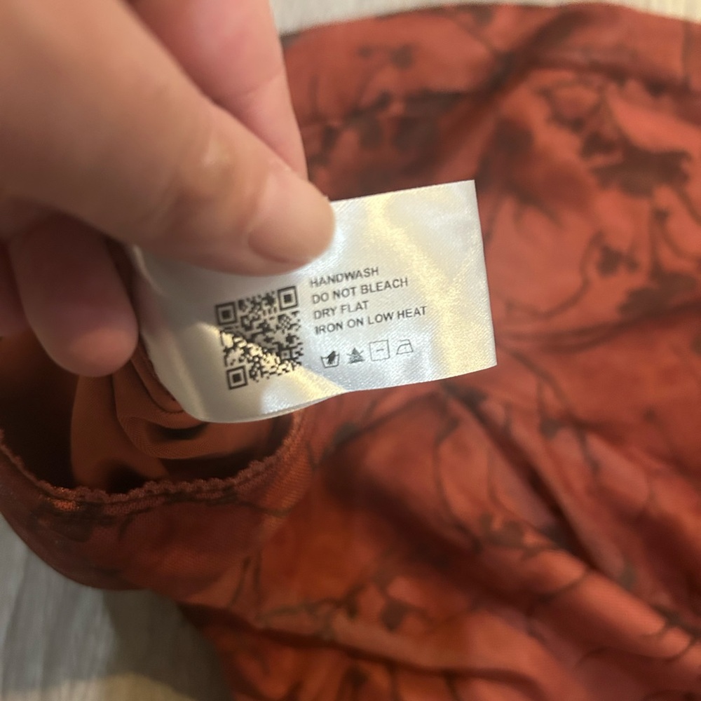 Cider Floral Lace overlay  Skirt - orange size small - Picture 8 of 8